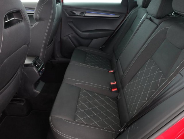 Škoda Karoq  1.5 TSI Sportline