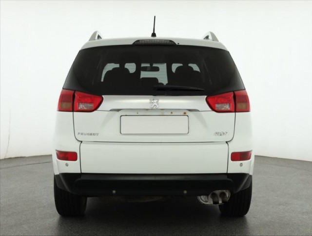 Peugeot 4007  2.2 HDI 