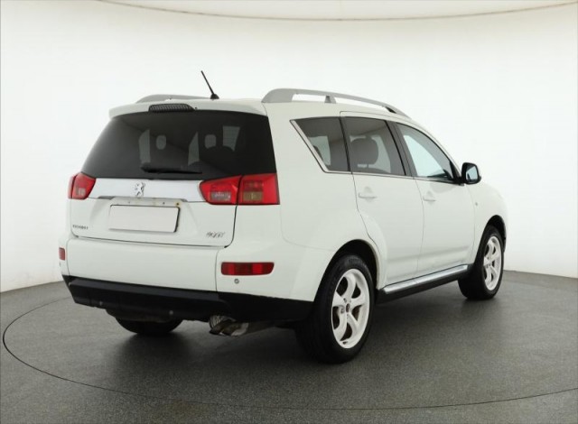 Peugeot 4007  2.2 HDI 