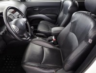 Peugeot 4007  2.2 HDI 