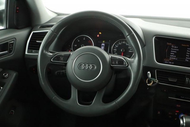 Audi Q5  2.0 TDI 