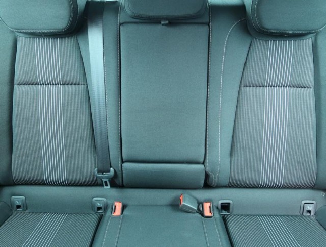 Škoda Karoq  1.5 TSI 