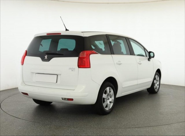 Peugeot 5008  1.6 HDi 