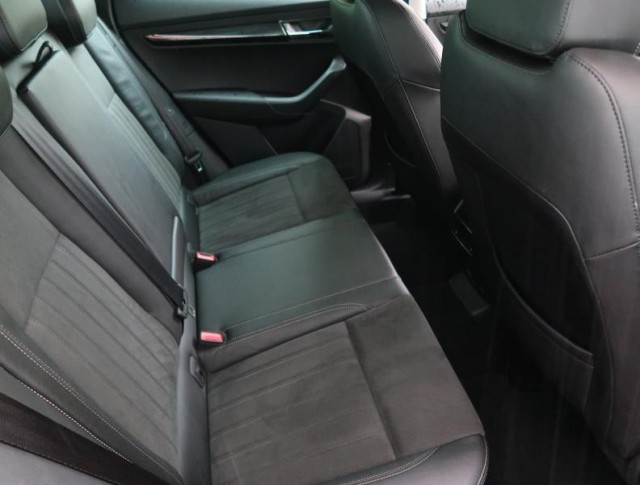 Škoda Karoq  1.5 TSI Style Plus