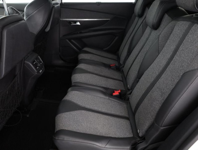 Peugeot 5008  1.6 BlueHDi 