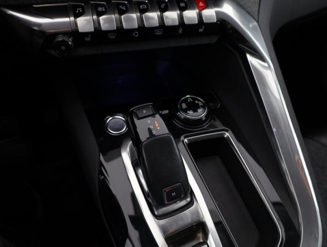 Peugeot 5008  1.6 BlueHDi 