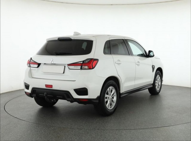 Mitsubishi ASX  2.0 MIVEC 