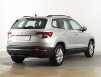 Škoda Karoq  1.0 TSI JOY