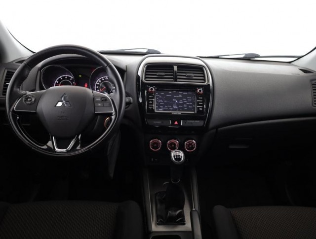 Mitsubishi ASX  1.6 MIVEC 