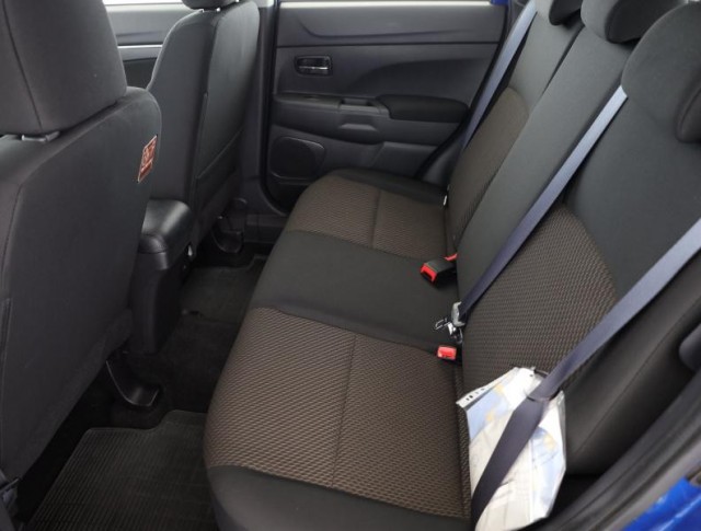 Mitsubishi ASX  1.6 MIVEC 