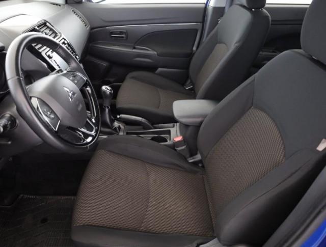 Mitsubishi ASX  1.6 MIVEC 