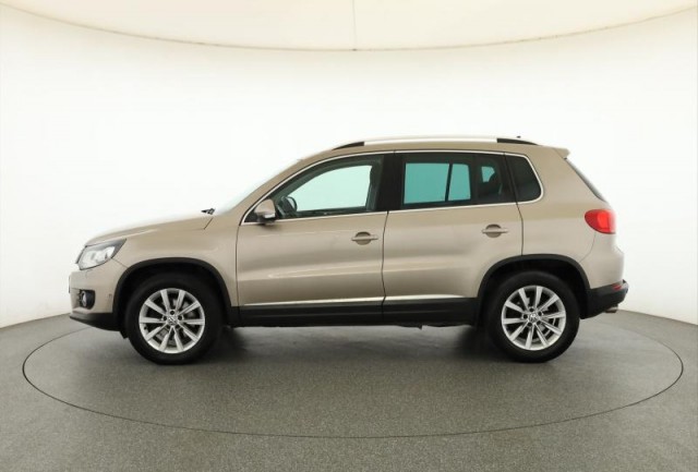 Volkswagen Tiguan  2.0 TDI 