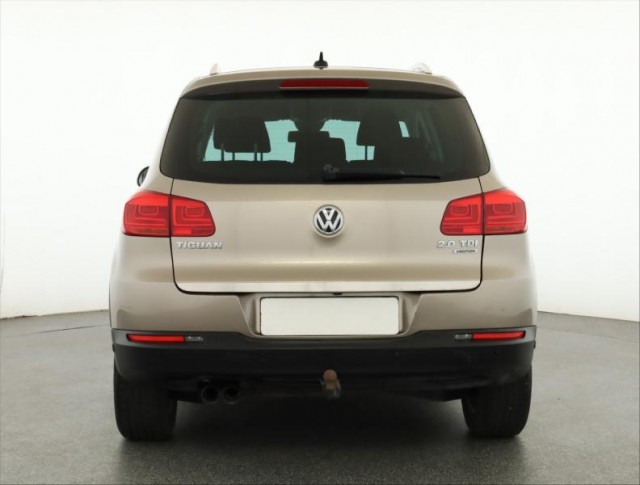 Volkswagen Tiguan  2.0 TDI 