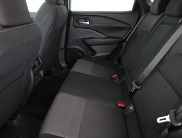 Nissan Qashqai  1.3 DIG-T MHEV N-Connecta