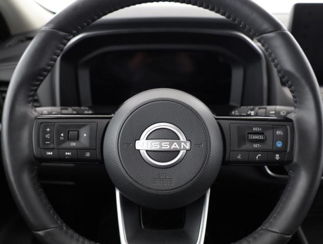 Nissan Qashqai  1.3 DIG-T MHEV N-Connecta