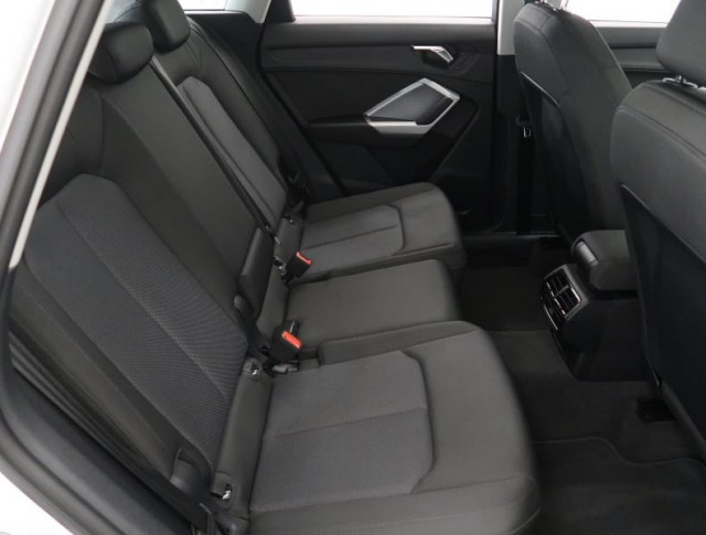 Audi Q3  35 TFSI Advanced