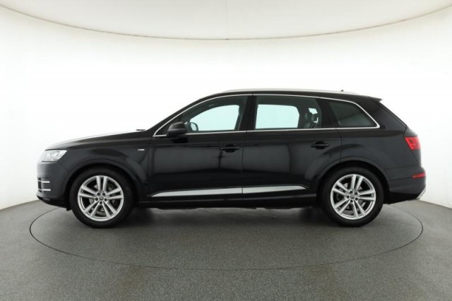 Audi Q7  3.0 TDI 