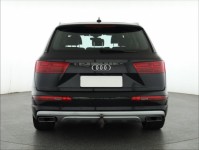 Audi Q7  3.0 TDI 