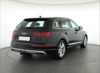 Audi Q7  3.0 TDI 