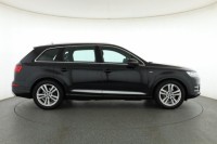 Audi Q7  3.0 TDI 