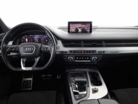 Audi Q7  3.0 TDI 