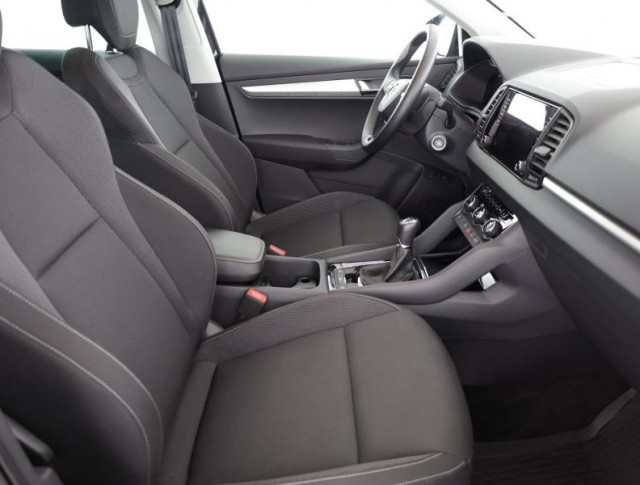 Škoda Karoq  1.5 TSI Fresh