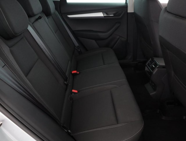 Škoda Karoq  1.5 TSI Fresh