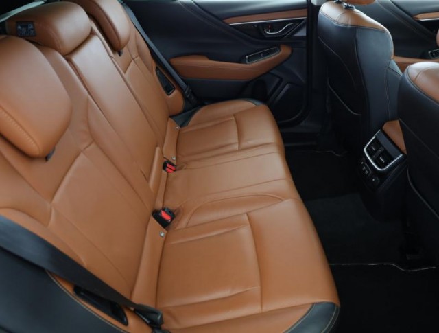 Subaru Outback  2.5 i 