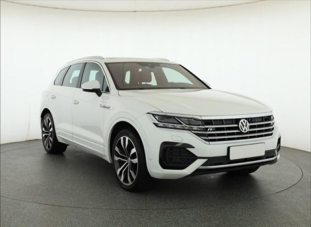 Volkswagen Touareg  3.0 TDI R-Line