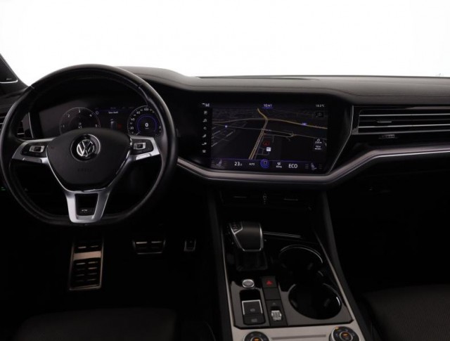 Volkswagen Touareg  3.0 TDI R-Line