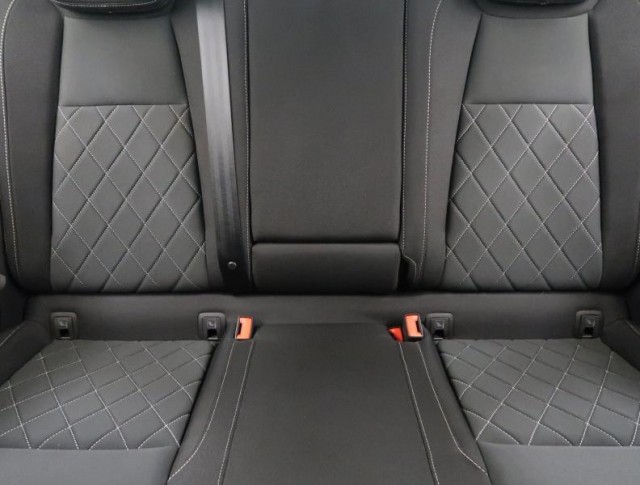 Škoda Karoq  1.5 TSI Sportline