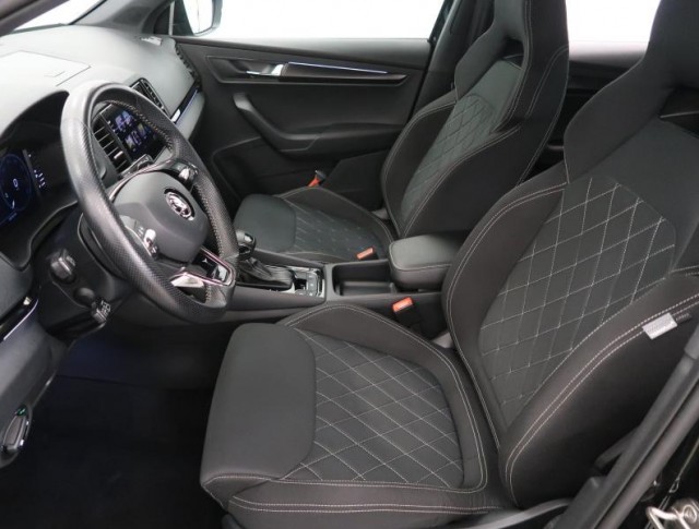 Škoda Karoq  1.5 TSI Sportline