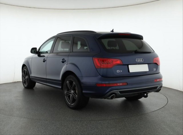 Audi Q7  3.0 TDI S-Line