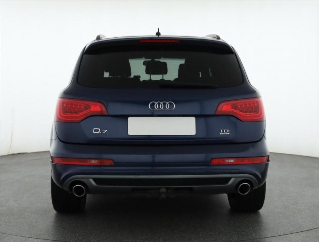 Audi Q7  3.0 TDI S-Line