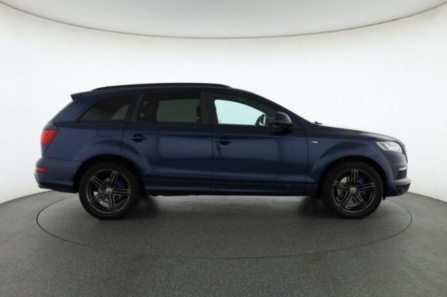 Audi Q7  3.0 TDI S-Line