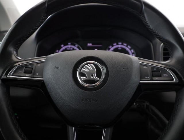 Škoda Karoq  1.5 TSI Ambition