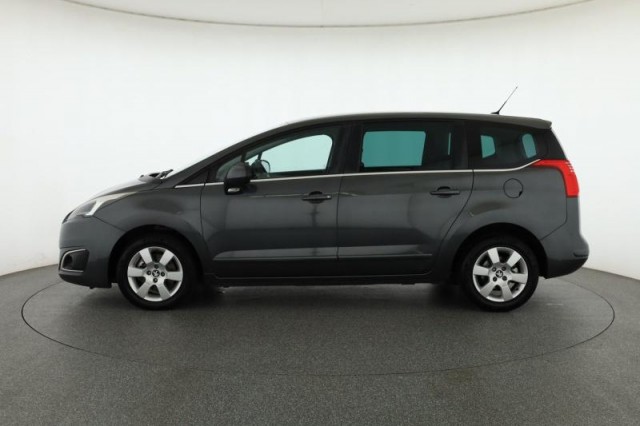 Peugeot 5008  2.0 BlueHDi 