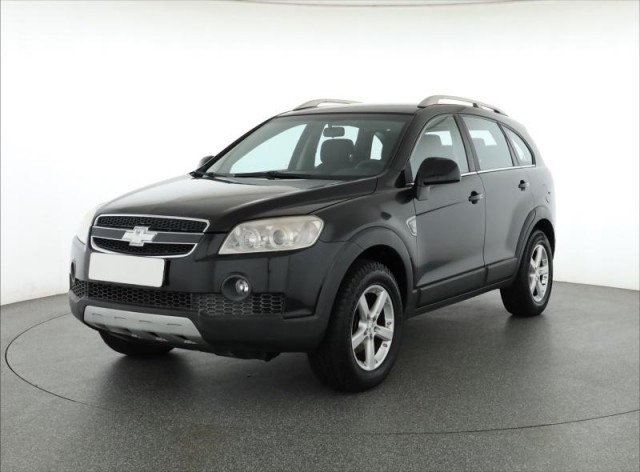 Chevrolet Captiva  2.4 i 