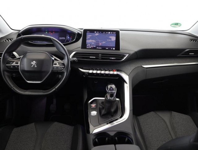 Peugeot 5008  PureTech 130 