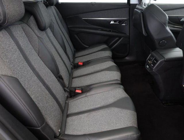 Peugeot 5008  PureTech 130 