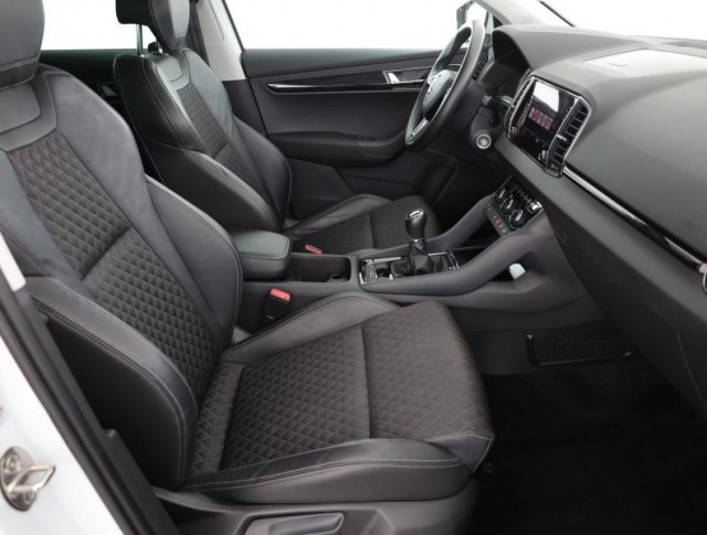 Škoda Karoq  1.5 TSI Style