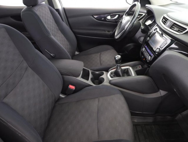 Nissan Qashqai  1.6 dCi 