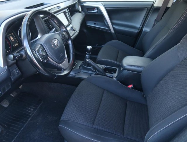 Toyota RAV 4  2.0 D-4D 