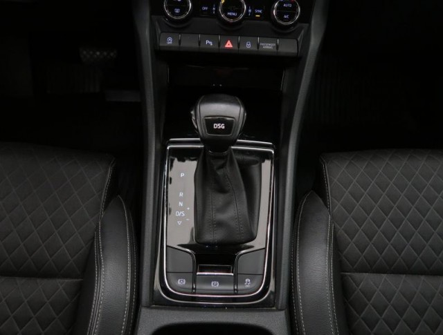 Škoda Karoq  1.5 TSI Style