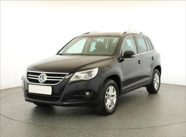 Volkswagen Tiguan  2.0 TSI 