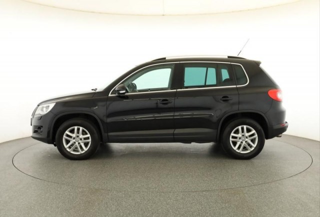 Volkswagen Tiguan  2.0 TSI 