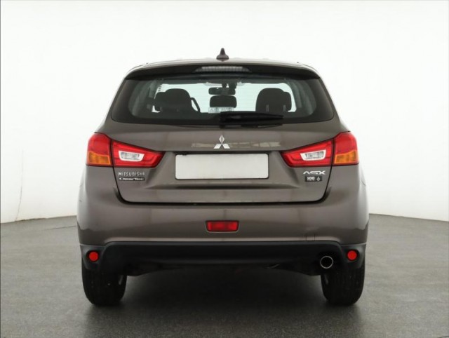 Mitsubishi ASX  1.6 MIVEC Invite