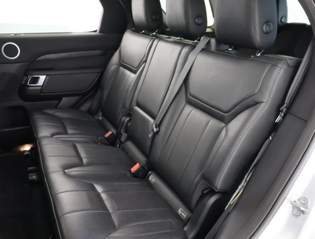 Land Rover Discovery  3.0 Td6 