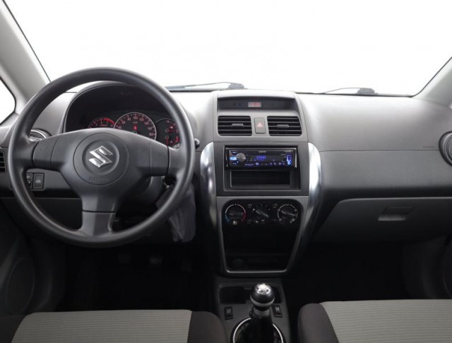 Suzuki SX4  1.5 i 