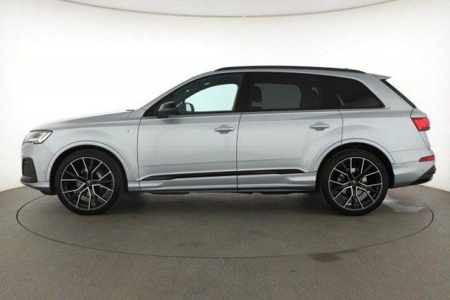 Audi Q7  50 TDI S-line